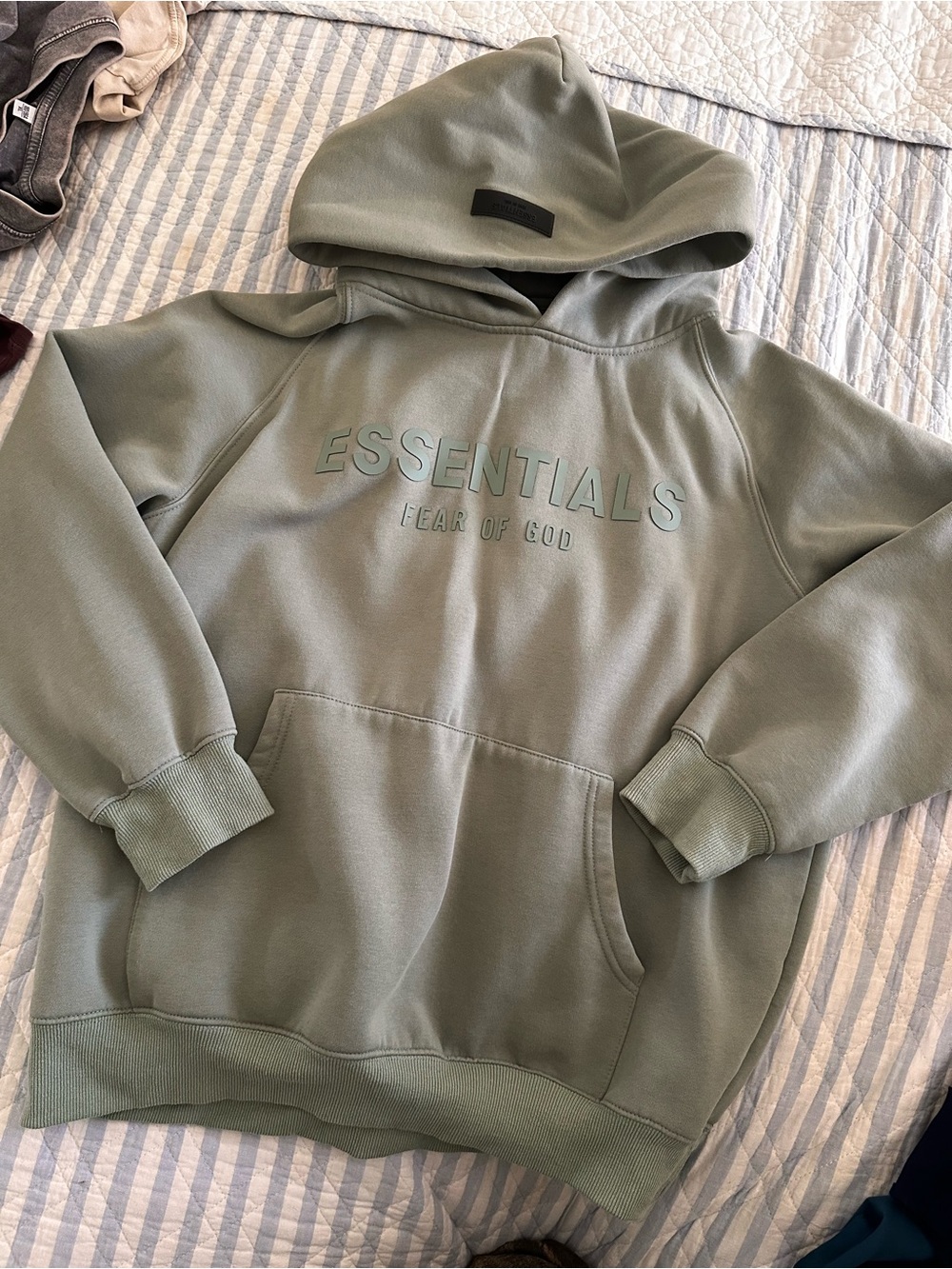 Essentials | Fear of God Men’s Small Hoodie